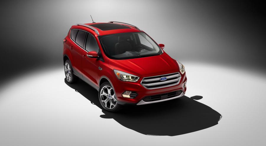  Ford Escape Titanium 2016 года  (фото 13 из 28)